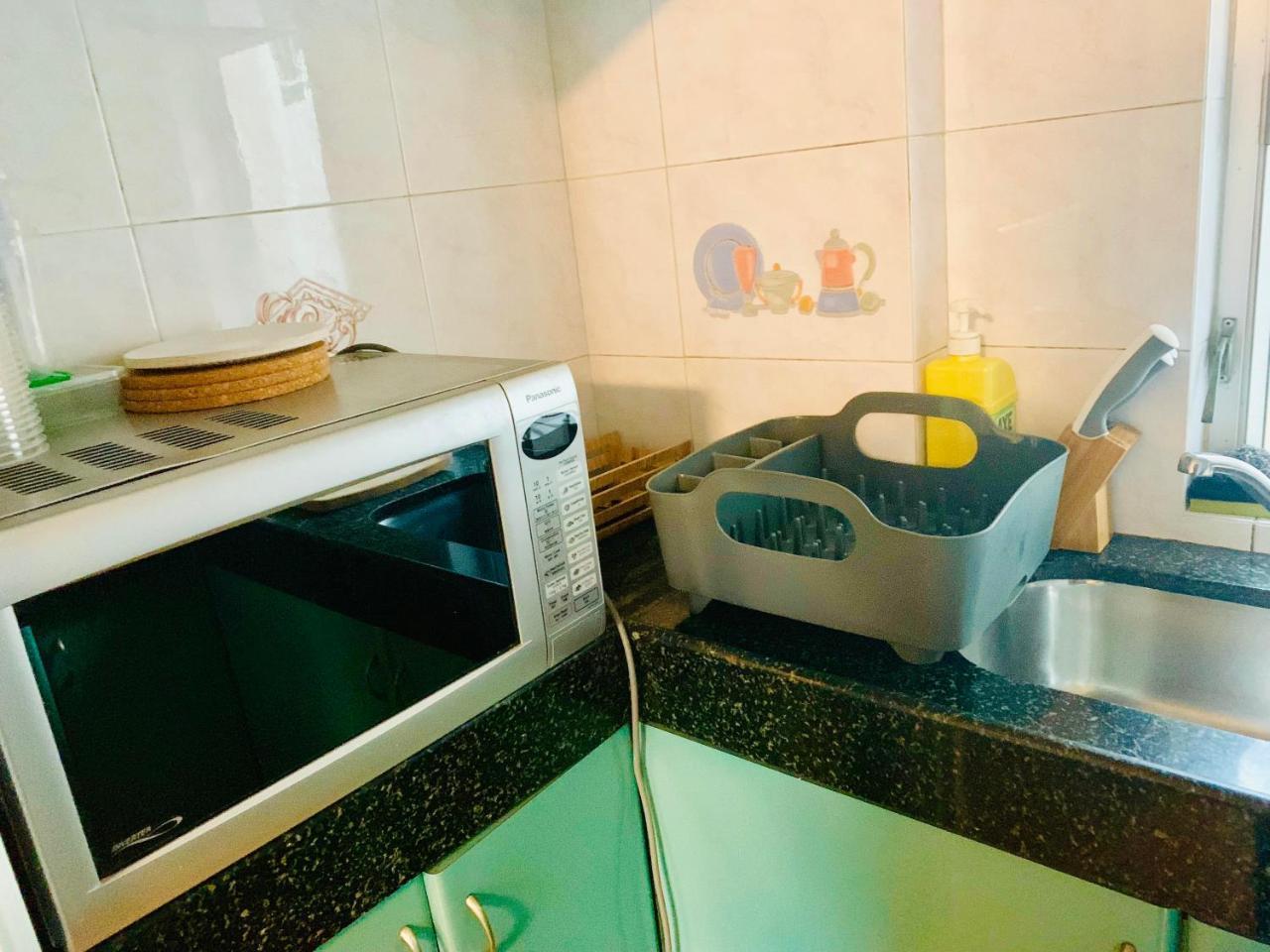 The Cove Hostel - Tong Fuk Octopus Гонконг Екстер'єр фото